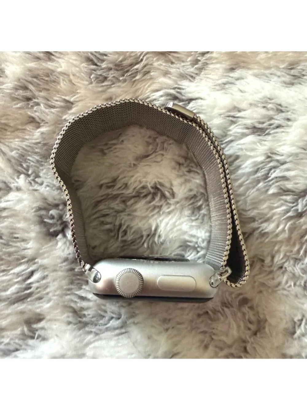 Apple Watch Series 2 with Stainless Mesh Milanese Loop Adjustable Band